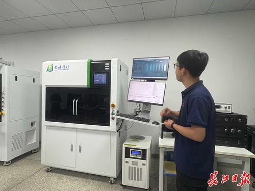 效率提升12倍！我國首個(gè)太陽能電池智能檢測大模型問世，引領(lǐng)新興能源技術(shù)研發(fā)新浪潮